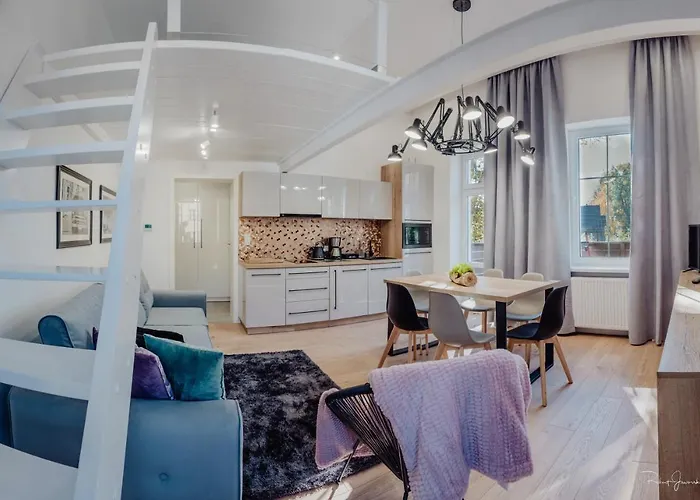 Lux Cieplice Апартаменты *